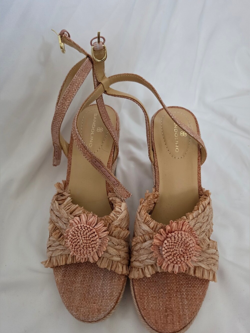 Bandolino Raffia Espadrille Wedge Sandals Sunflower Detail Size 7.5